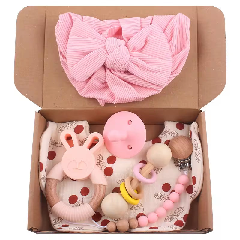 Customized Newborn Baby Wood Silicone Shower Gift Set Rattle Baby Bathing Teething Teether Gift Toy Set