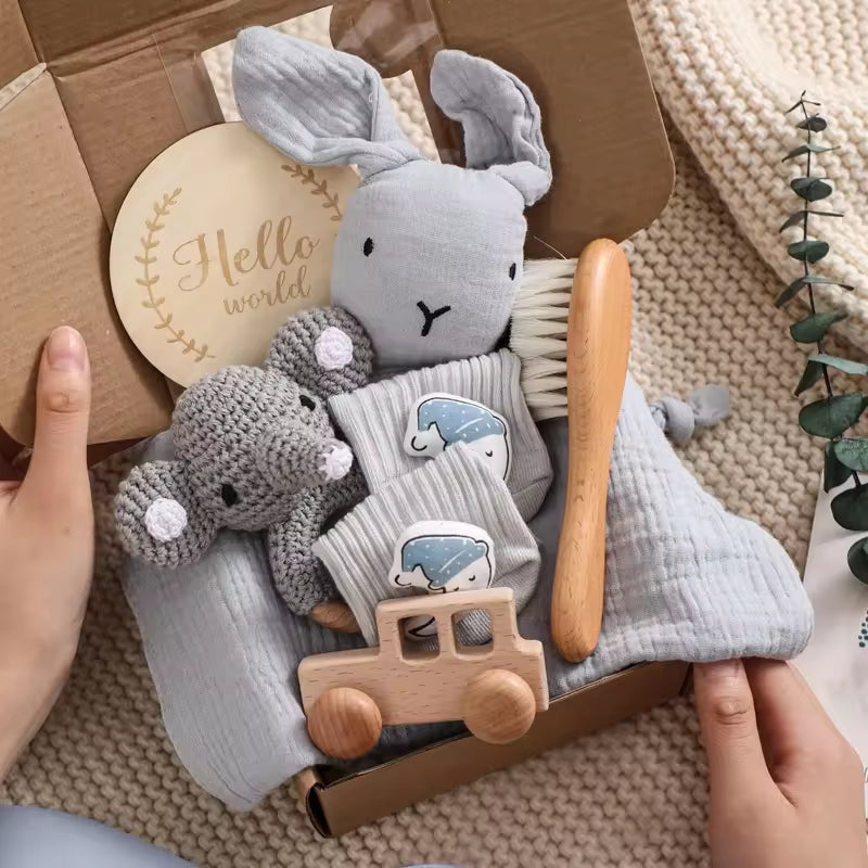 Customized Newborn Baby Wood Silicone Gift Box Crochet Rabbit Fox Elephant Baby Teething Rattle Toys