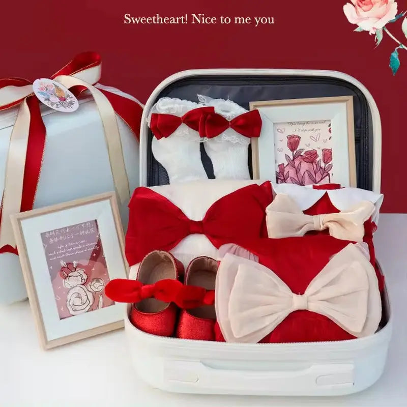 Newborn Baby Girl Festival Gift Gift Box Set Romper Sock Rattle Cute Babies Shower Clothing Set