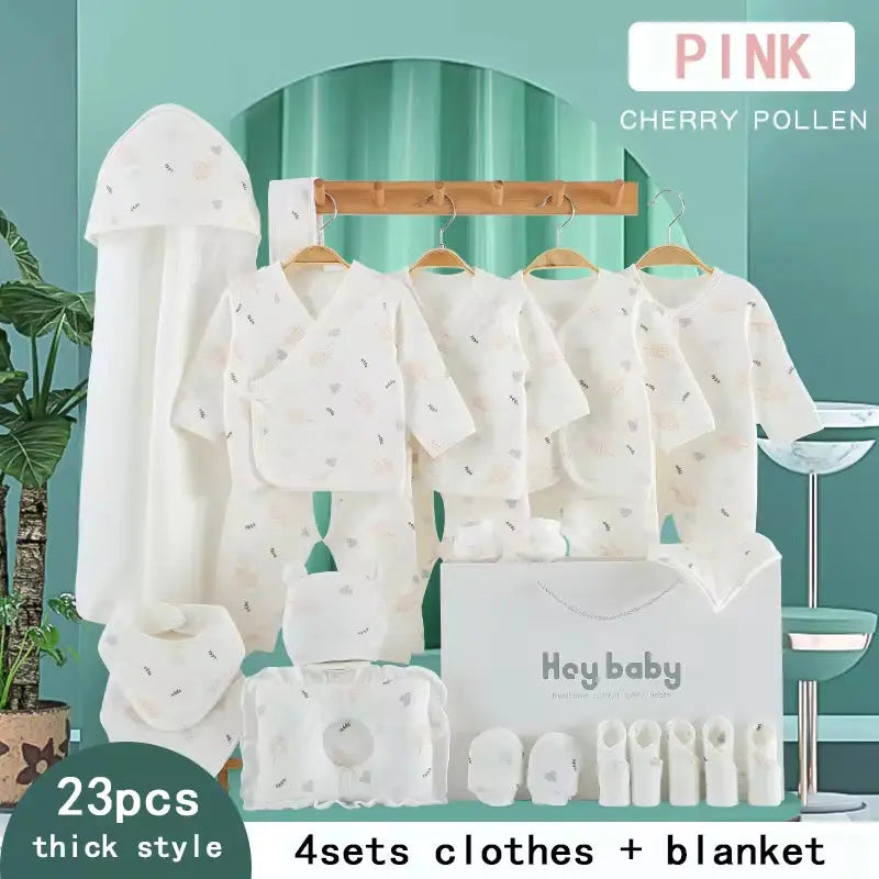 Hot Selling Newborn Cotton Baby Clothing Gift Set with Leaf Pattern