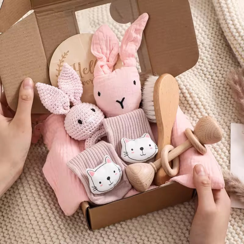 Customized Newborn Baby Wood Silicone Gift Box Crochet Rabbit Fox Elephant Baby Teething Rattle Toys