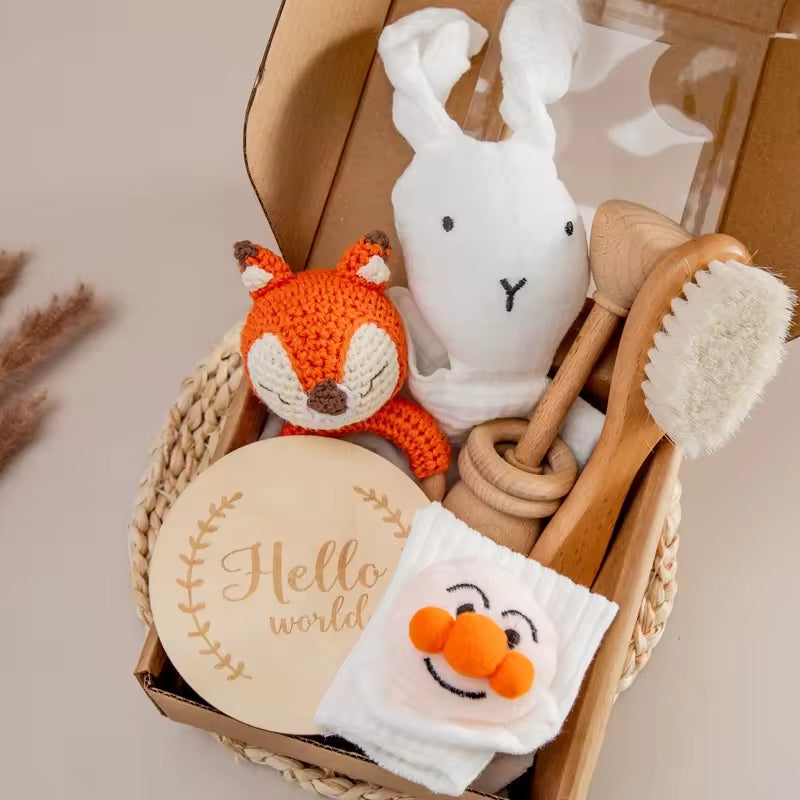 Customized Newborn Baby Wood Silicone Gift Box Crochet Rabbit Fox Elephant Baby Teething Rattle Toys