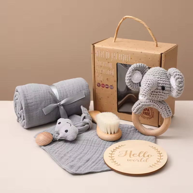 Customized Newborn Baby Wood Silicone Gift Box Crochet Rabbit Fox Elephant Baby Teething Rattle Toys