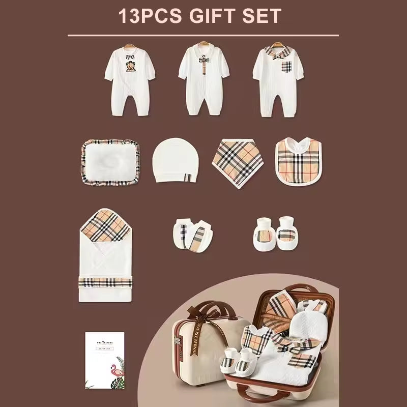 High-End New Baby Essentials Clothing Newborn Clothes Baby Gift Set with Luxury Gift Suitcase