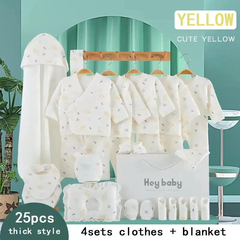 Hot Selling Newborn Cotton Baby Clothing Gift Set with Leaf Pattern